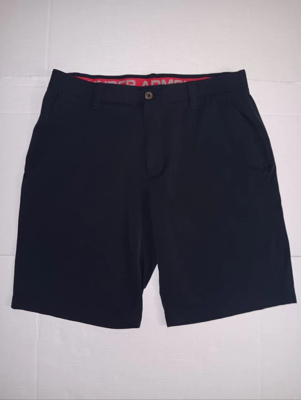 UNDER ARMOUR LIGHTWEIGHT CHINO PERFORMANCE GOLF SHORTS